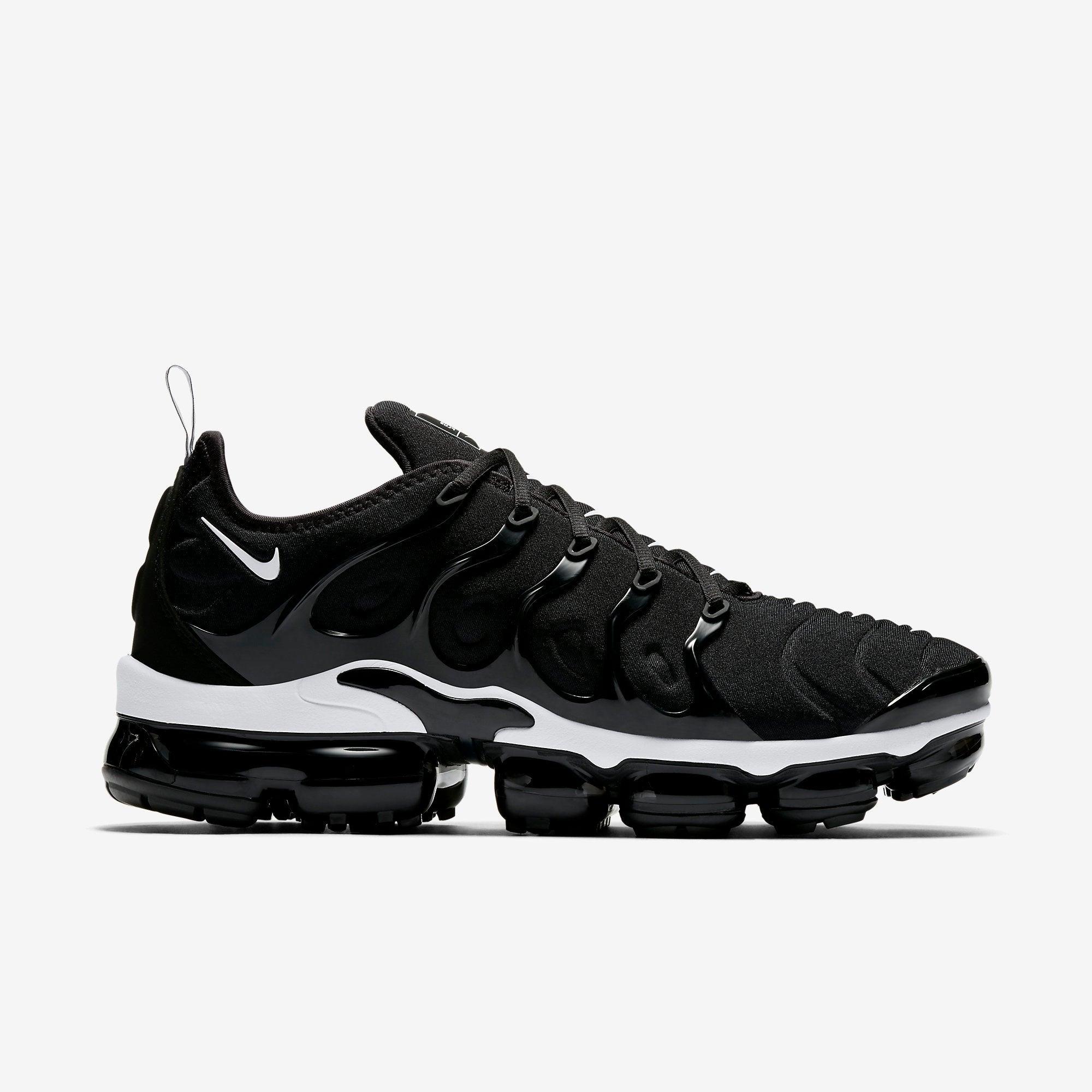 Air VaporMax Plus Overbranding Black